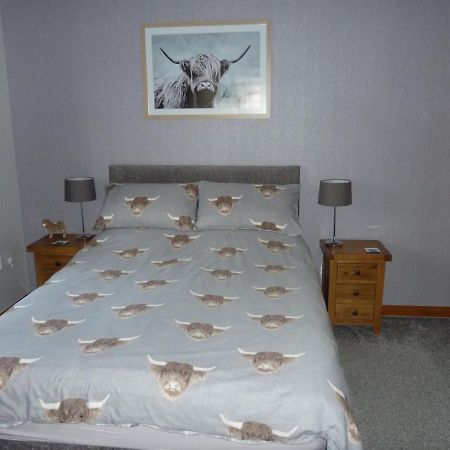 Inverness. Private Double Room With En Suite. Room Only. Exterior photo