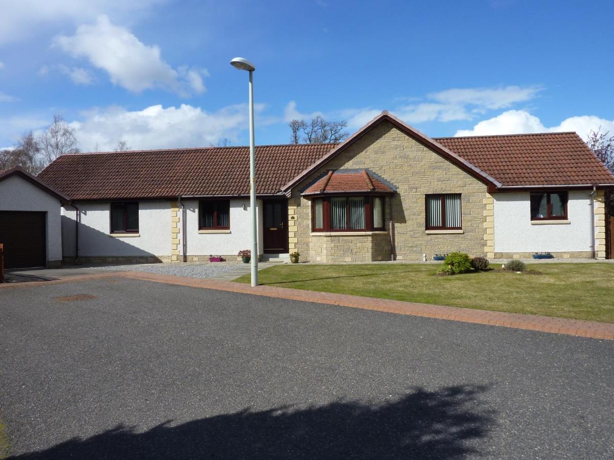 Inverness. Private Double Room With En Suite. Room Only. Exterior photo